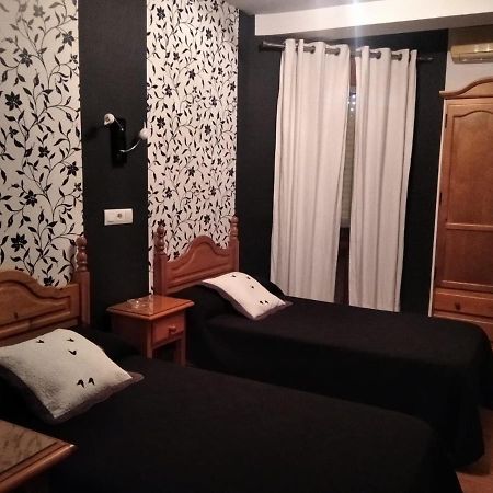 Restaurante & Hostal El Volante Моралеха Екстер'єр фото