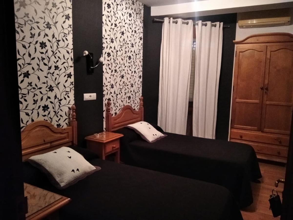 Restaurante & Hostal El Volante Моралеха Екстер'єр фото